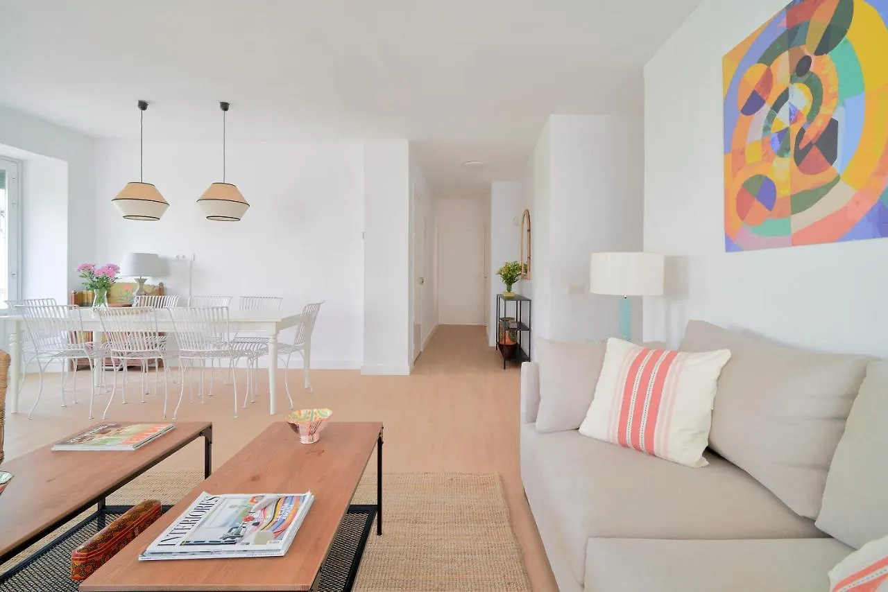 Orange Square Rooftop Apartment 250 M2 Marbella