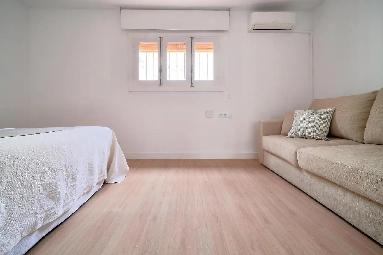 Orange Square Rooftop Apartment 250 M2 Marbella